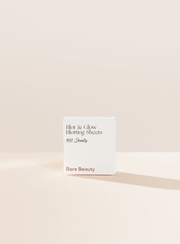 Blot & Glow Blotting Paper Refill - Image 2