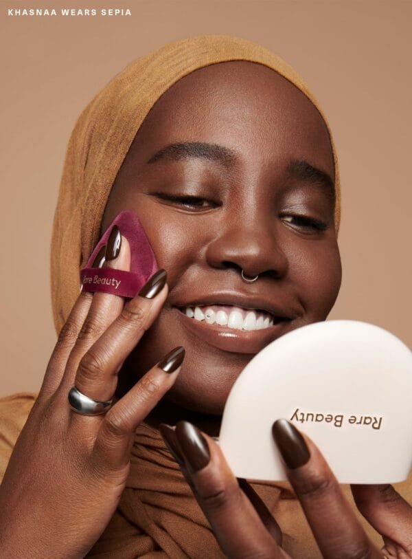 Soft Touch Powder Puff - Image 2