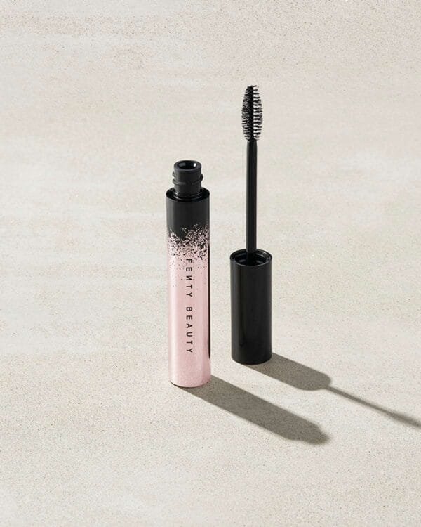 FULL FRONTAL VOLUME, LIFT & CURL MASCARA