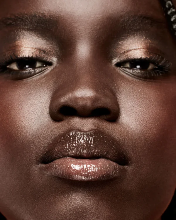 Gloss Bomb Oil Luminizing Lip Oil N' Gloss - Image 4